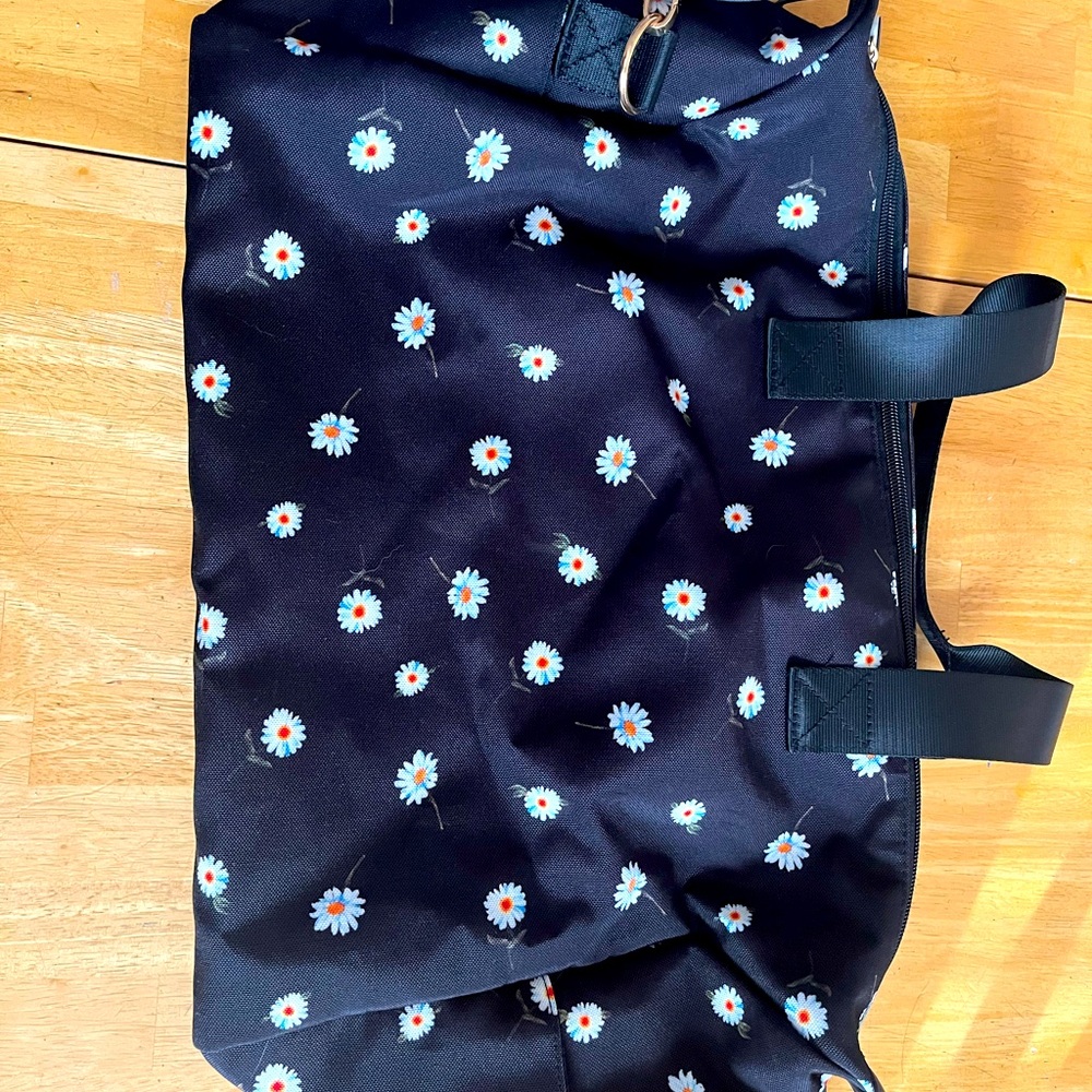 Alice and Olivia daisy weekender bag